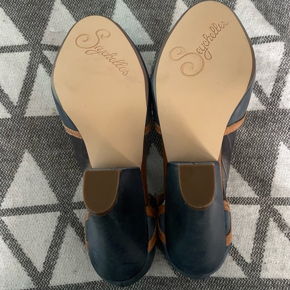 Seychelles leather t-strap Mary Janes - Picture 3 of 4